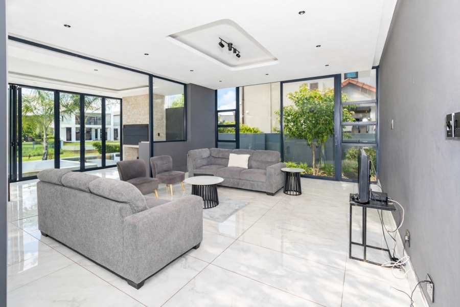 6 Bedroom Property for Sale in The Islands Estates North West